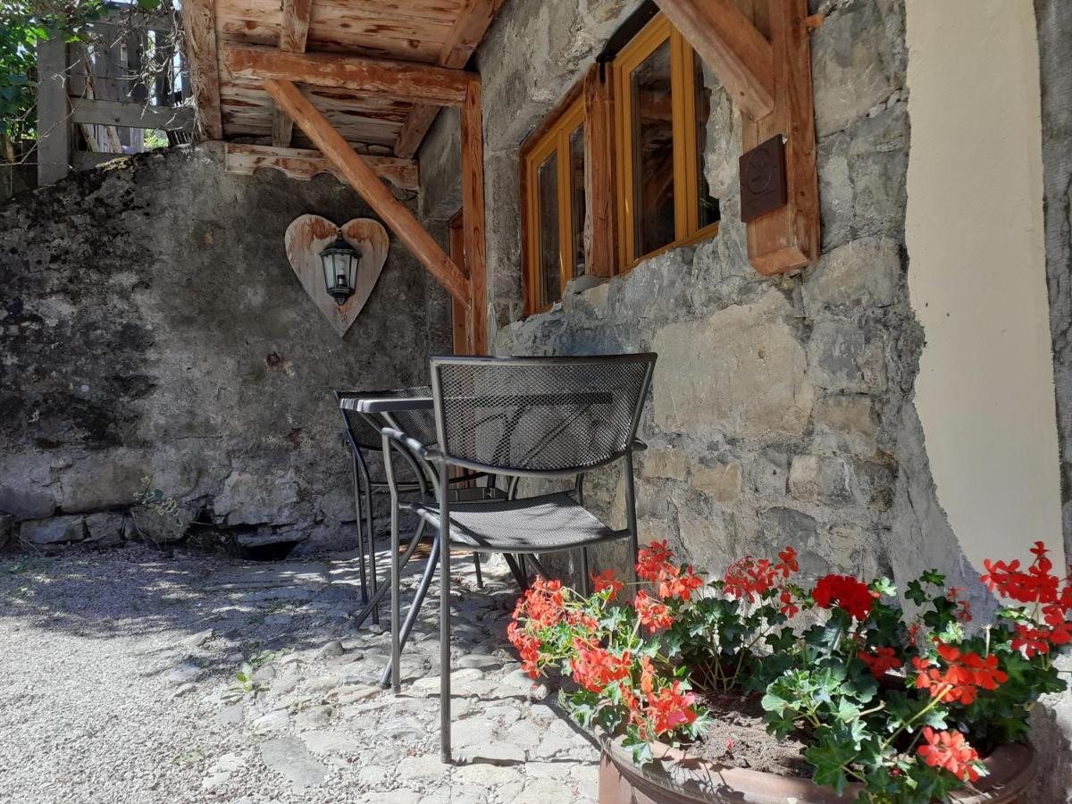 La Grange De Pimberty - Beautiful Apartments 27 Miles From Geneva Vailly Bagian luar foto
