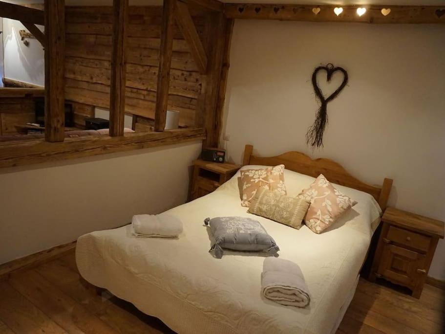 La Grange De Pimberty - Beautiful Apartments 27 Miles From Geneva Vailly Bagian luar foto